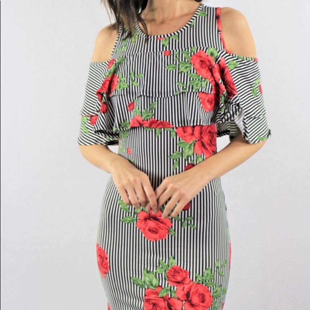 FLORAL PRINT COLD SHOULDER DRESS